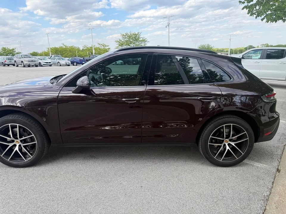 2024 Porsche Macan - Image 3 of 14