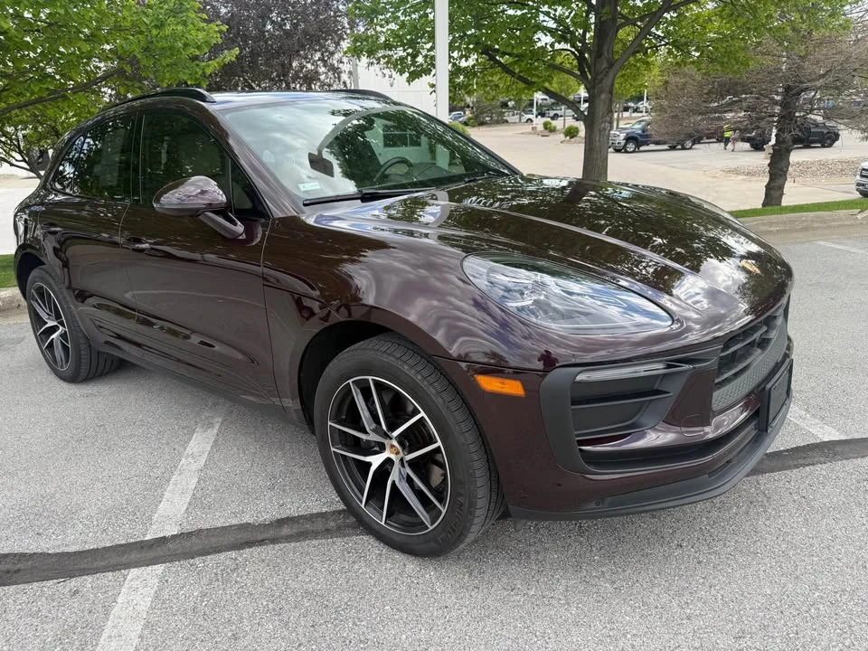 2024 Porsche Macan - Image 8 of 14