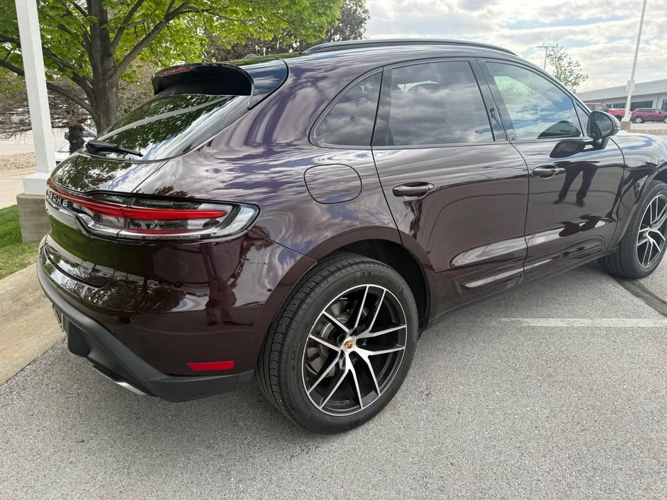 2024 Porsche Macan - Image 6 of 14