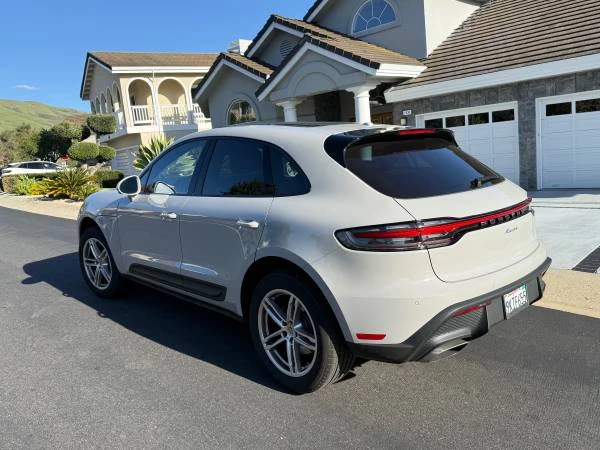 2024 Porsche Macan - Image 3 of 21