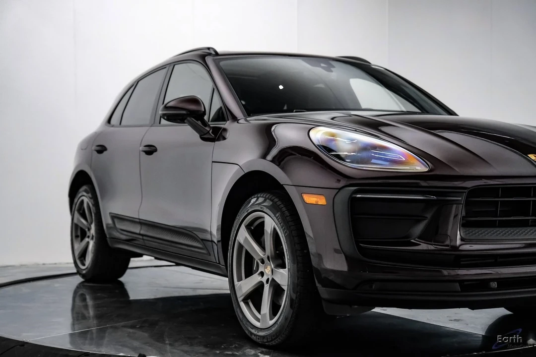 2024 Porsche Macan - Image 21 of 21