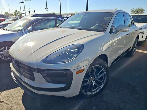 2024 Porsche Macan 340
