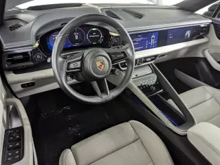 2024 Porsche Macan Electric - Image 4 of 4