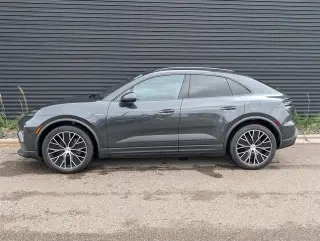 2024 Porsche Macan Electric - Image 2 of 4