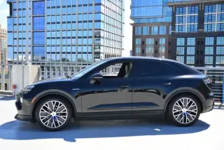 2024 Porsche Macan Electric - Image 2 of 4