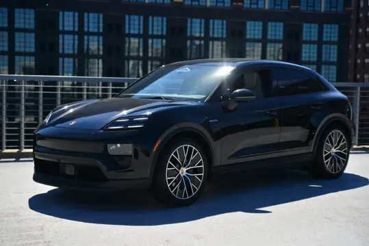 2024 Porsche Macan 4 Electric
