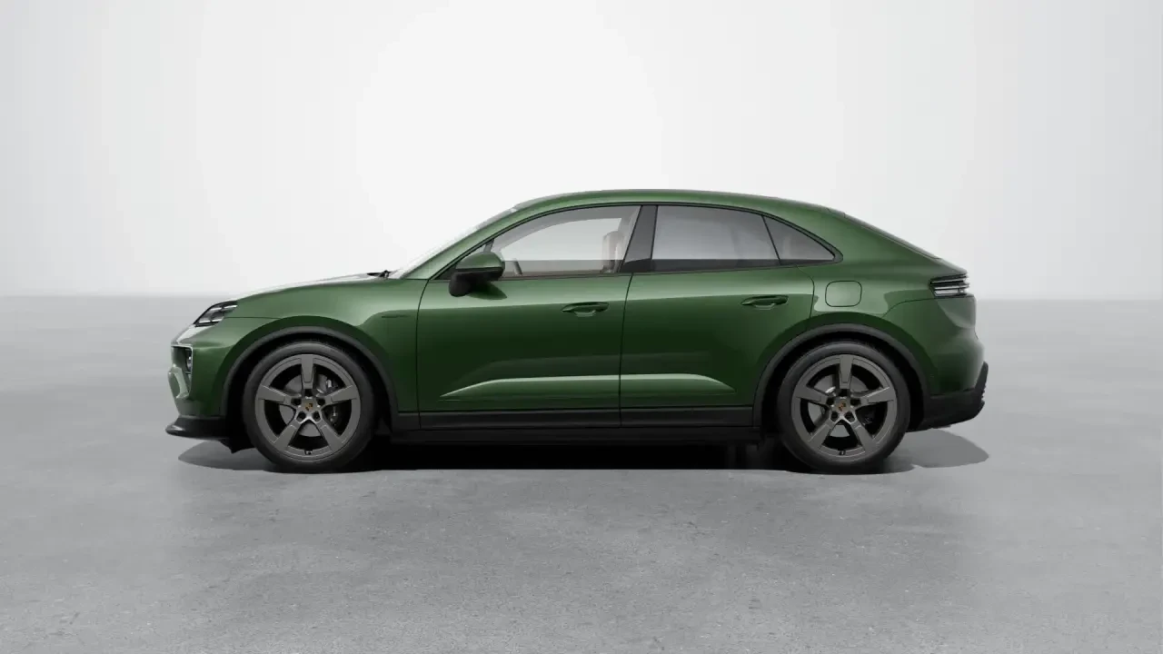 2024 Porsche Macan Electric - Image 3 of 8
