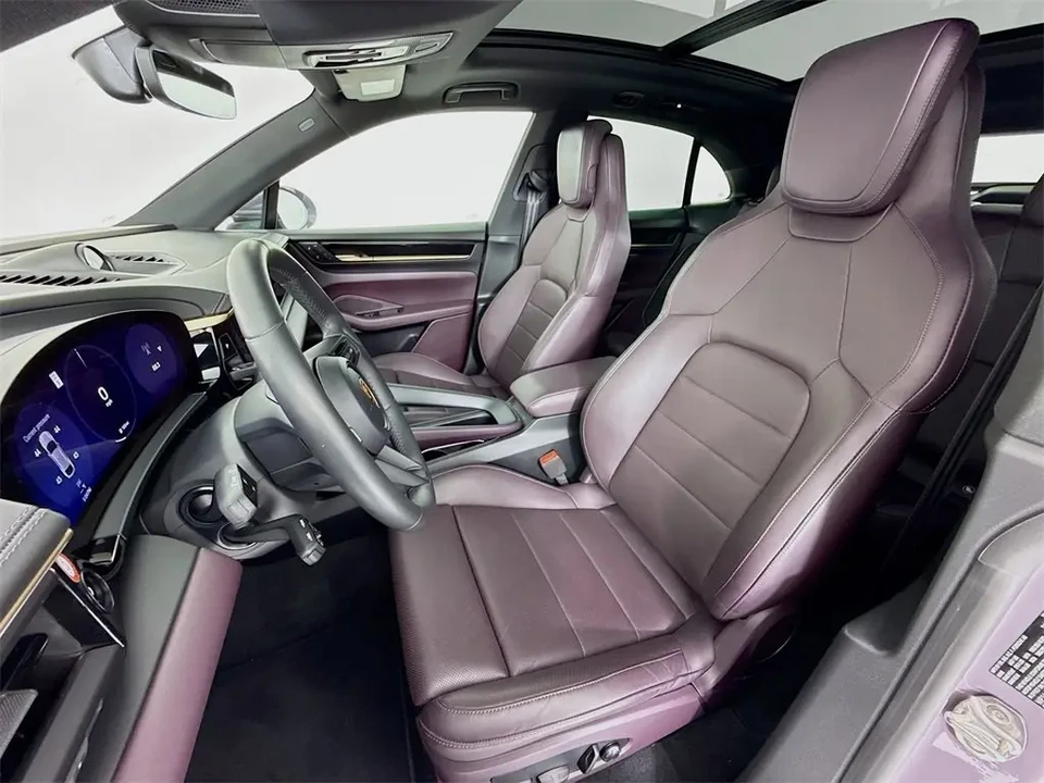 2024 Porsche Macan Electric - Image 5 of 8