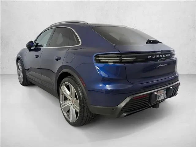 2024 Porsche Macan Electric - Image 3 of 6