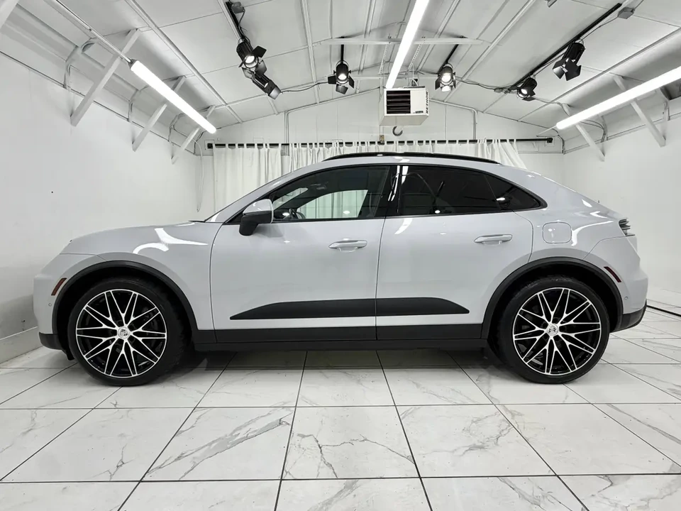 2024 Porsche Macan Electric - Image 2 of 8