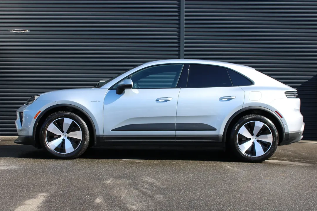2024 Porsche Macan Electric - Image 2 of 6