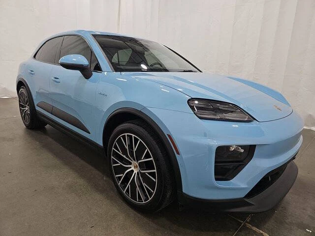 2024 Porsche Macan Electric - Image 3 of 24