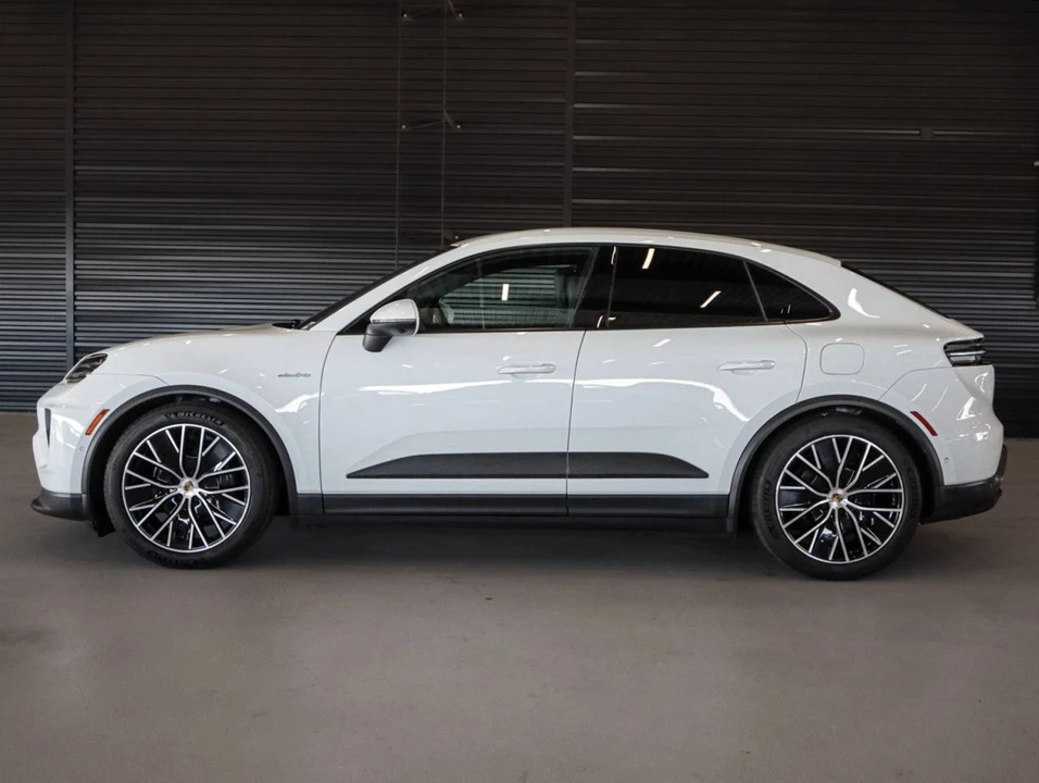 2024 Porsche Macan Electric - Image 2 of 5