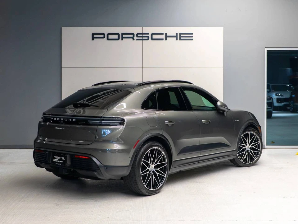 2024 Porsche Macan Electric - Image 4 of 4