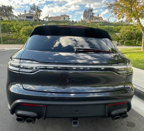 2024 Porsche Macan - Image 17 of 17
