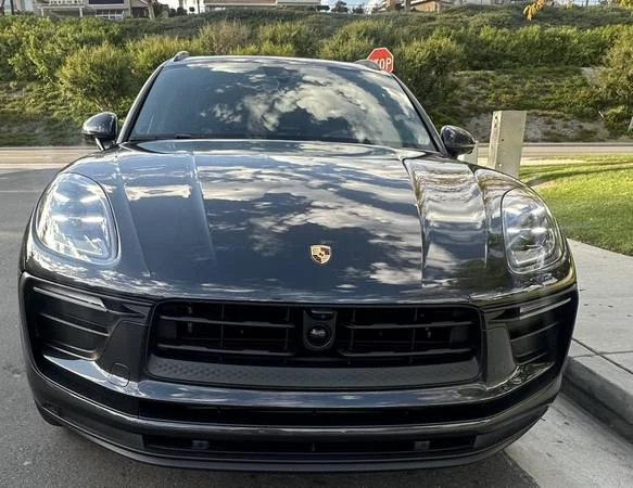 2024 Porsche Macan - Image 14 of 17