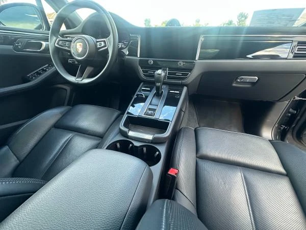 2024 Porsche Macan - Image 7 of 17