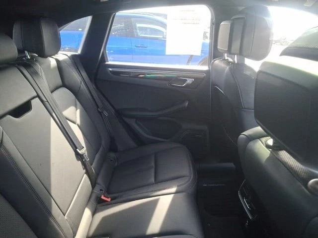 2024 Porsche Macan - Image 13 of 15