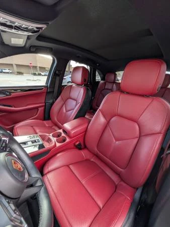 2024 Porsche Macan - Image 6 of 16