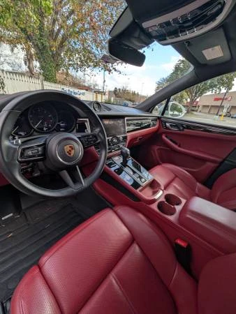 2024 Porsche Macan - Image 5 of 16