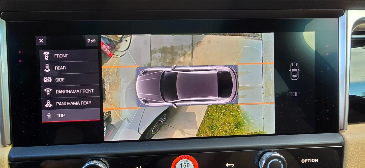 2024 Porsche Macan - Image 15 of 21