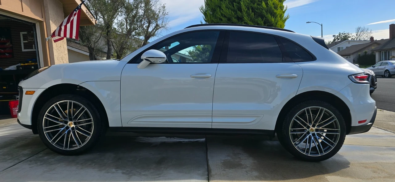 2024 Porsche Macan - Image 3 of 21