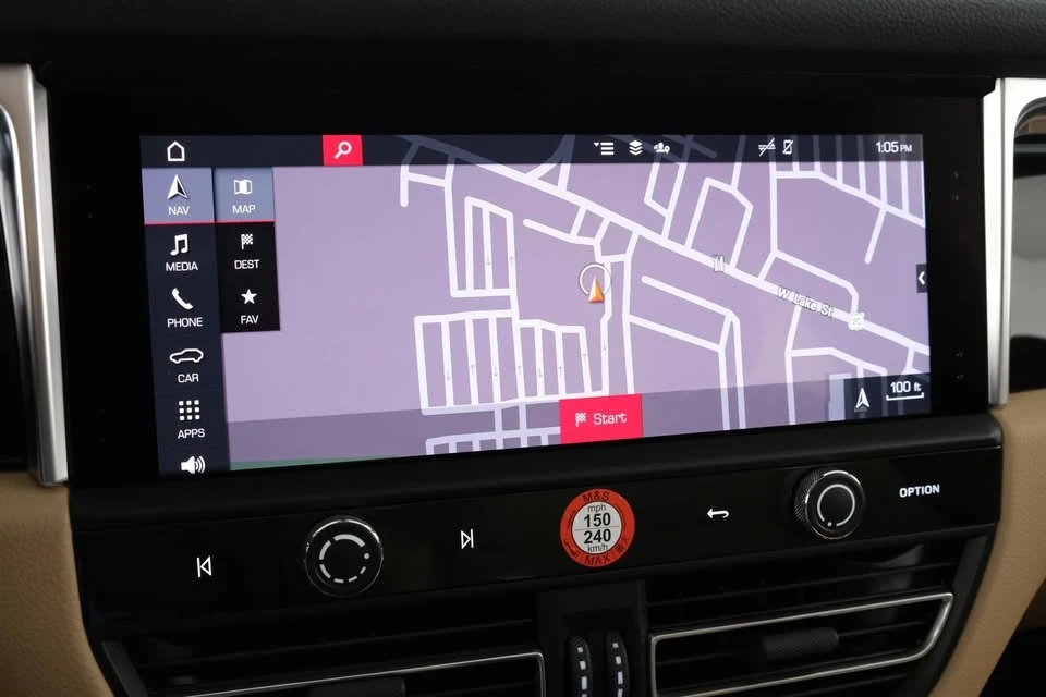 2024 Porsche Macan - Image 19 of 19