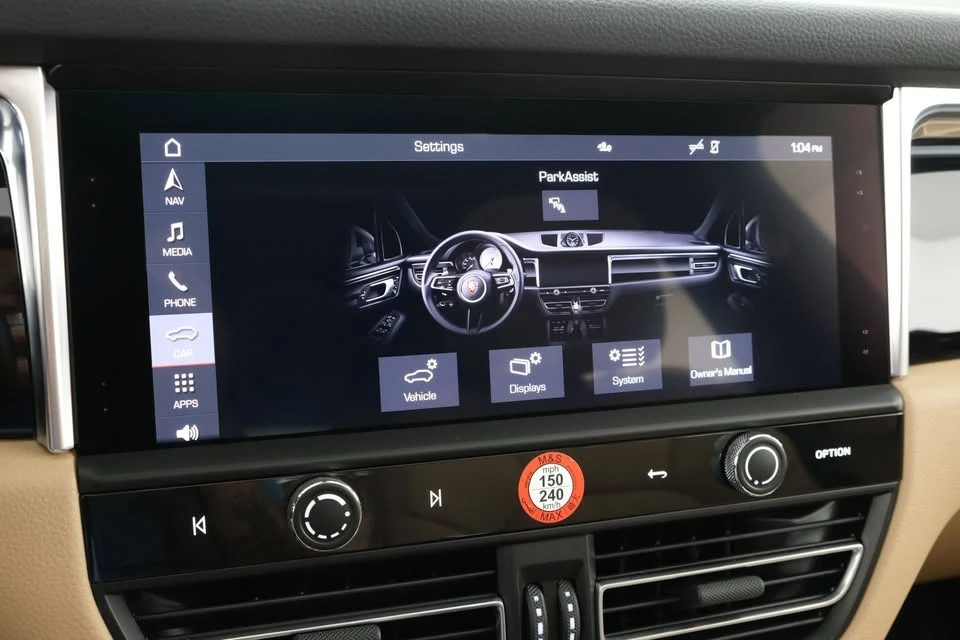 2024 Porsche Macan - Image 17 of 19
