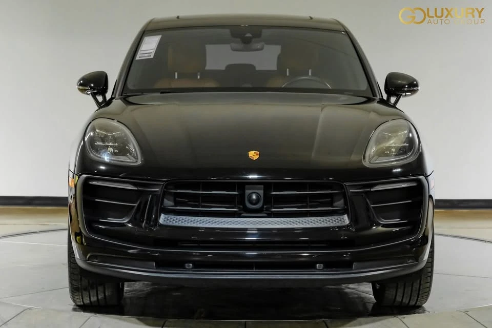 2024 Porsche Macan - Image 2 of 20