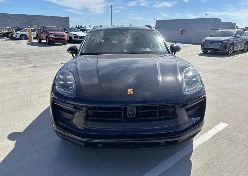 2024 Porsche Macan - Image 5 of 9