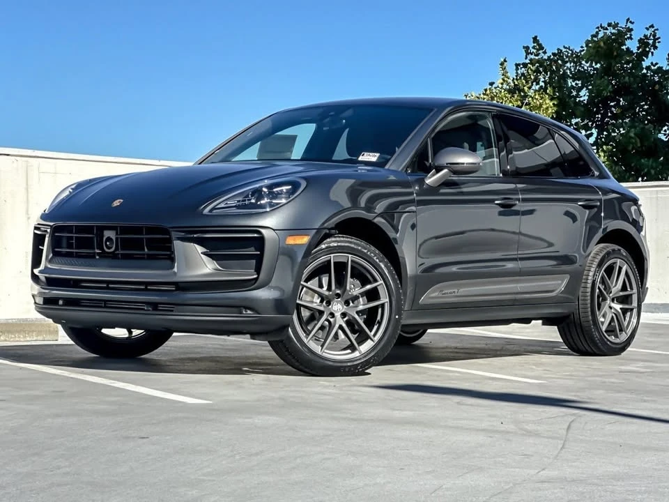 2024 Porsche Macan - Image 2 of 5