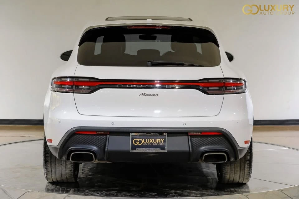 2024 Porsche Macan - Image 13 of 20