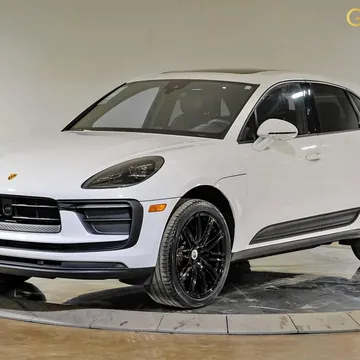 2024 Porsche Macan Base