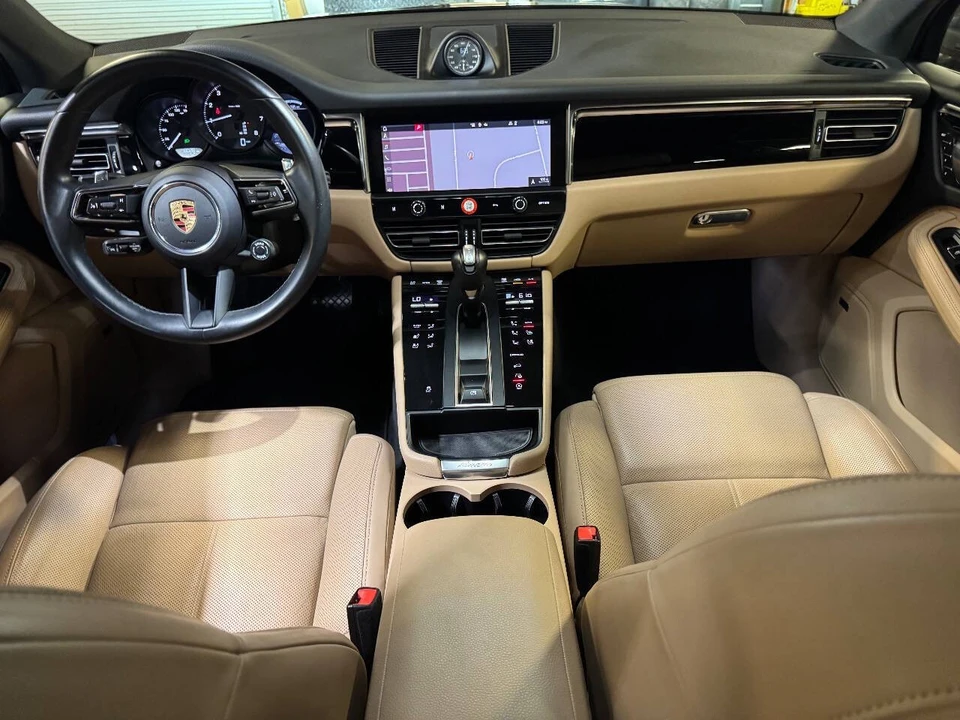 2024 Porsche Macan - Image 3 of 12