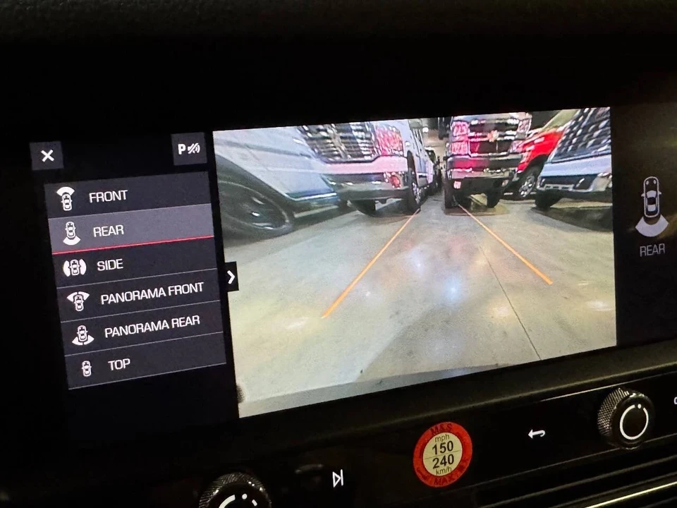 2024 Porsche Macan - Image 12 of 12
