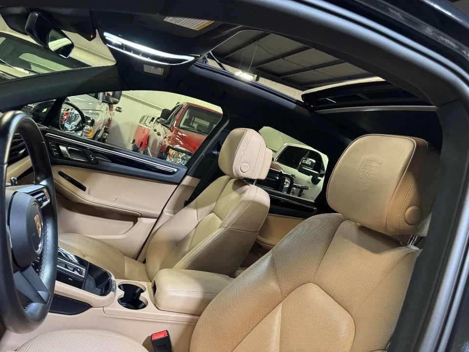 2024 Porsche Macan - Image 4 of 12