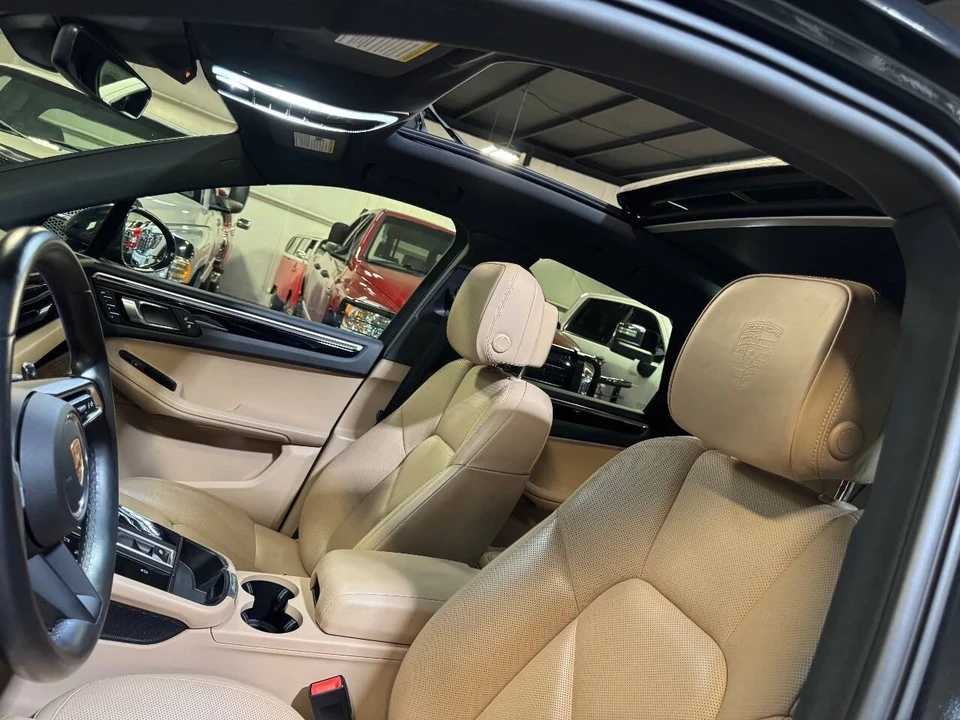 2024 Porsche Macan - Image 4 of 12