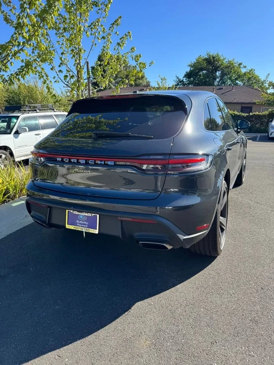 2024 Porsche Macan - Image 3 of 11