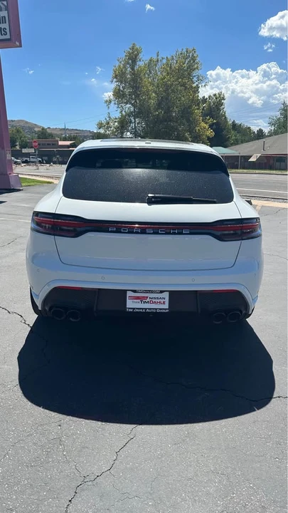 2024 Porsche Macan - Image 4 of 10