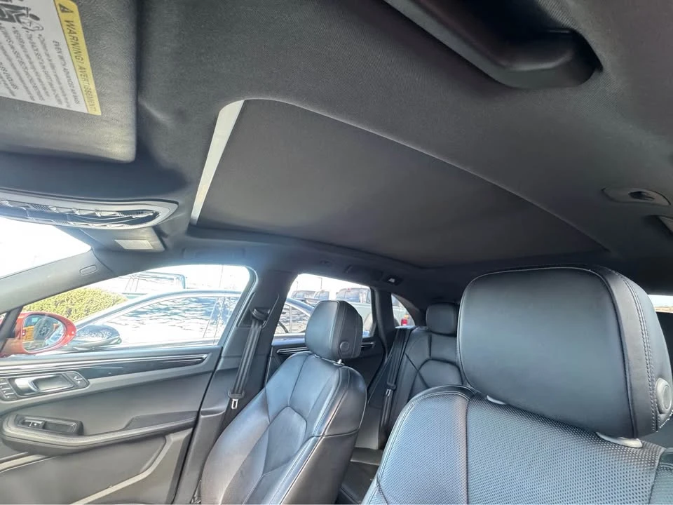 2024 Porsche Macan - Image 6 of 11