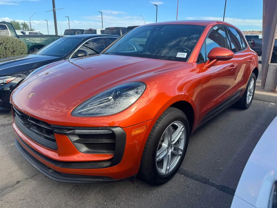 2024 Porsche Macan - Image 2 of 11