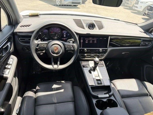 2024 Porsche Macan - Image 8 of 20