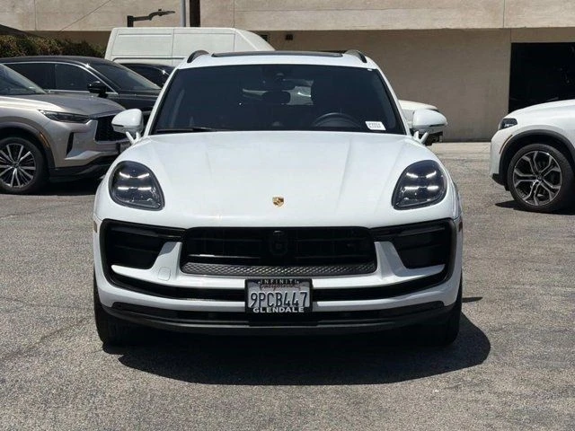 2024 Porsche Macan - Image 2 of 20