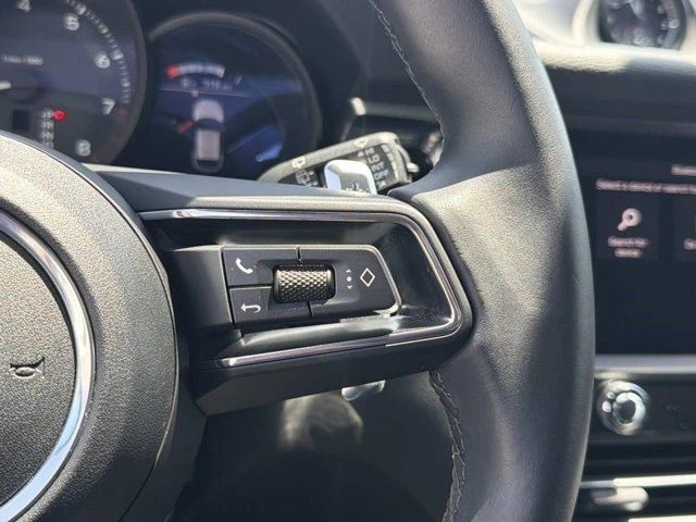 2024 Porsche Macan - Image 20 of 20