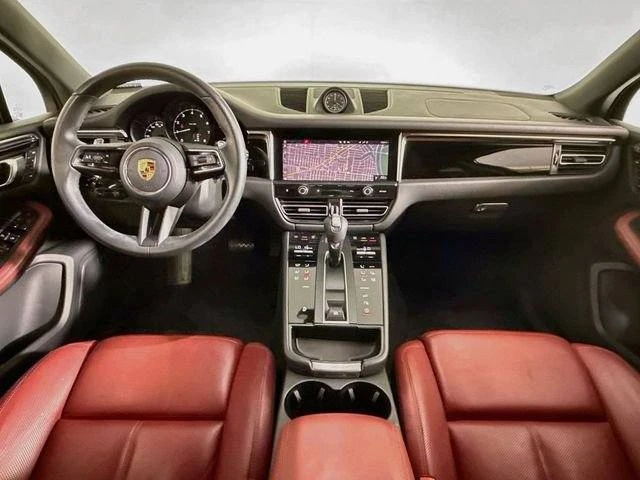 2024 Porsche Macan - Image 5 of 11