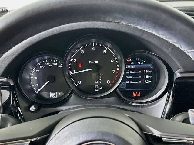 2024 Porsche Macan - Image 7 of 11
