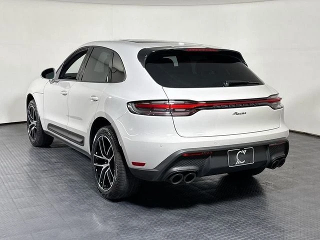 2024 Porsche Macan - Image 3 of 20