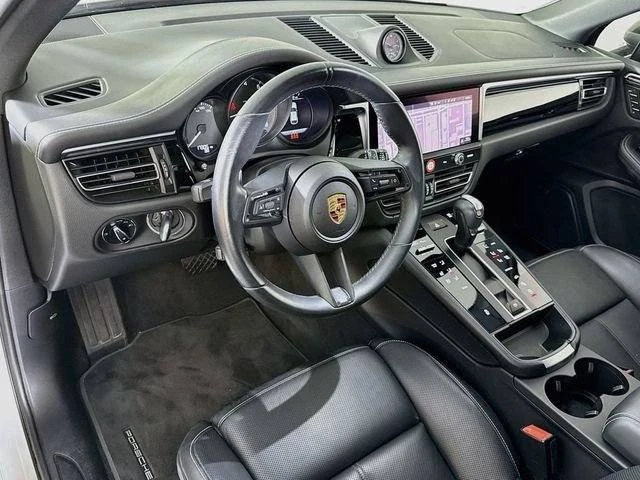 2024 Porsche Macan - Image 4 of 20