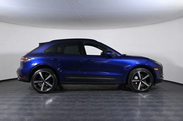 2024 Porsche Macan - Image 8 of 20