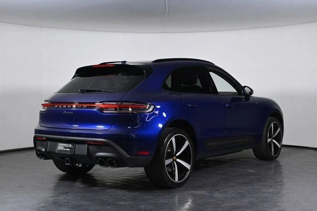 2024 Porsche Macan - Image 7 of 20